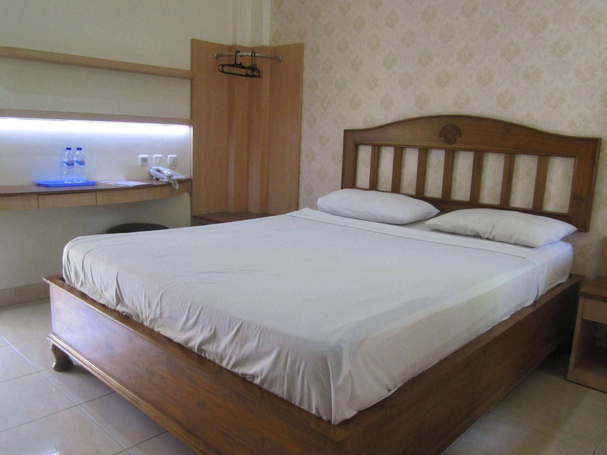 Hotel Besar Purwokerto Dış mekan fotoğraf