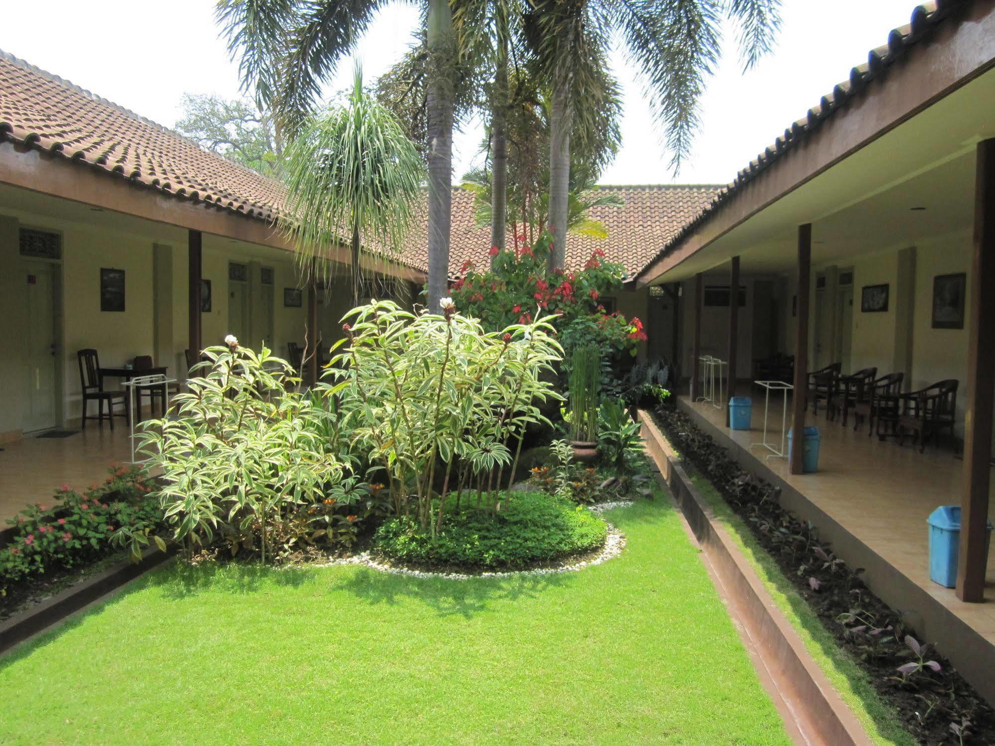 Hotel Besar Purwokerto Dış mekan fotoğraf